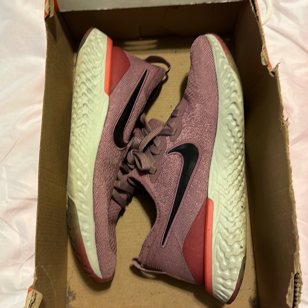 Nike Epic React Flyknit 2 - image 1